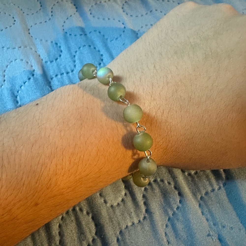 Chic Green Beaded Bracelet